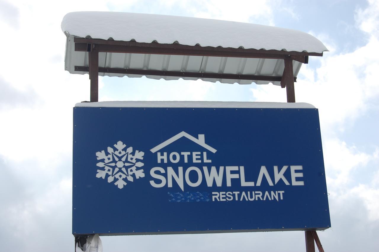 Hotel Snowflake Nārkanda Exteriör bild